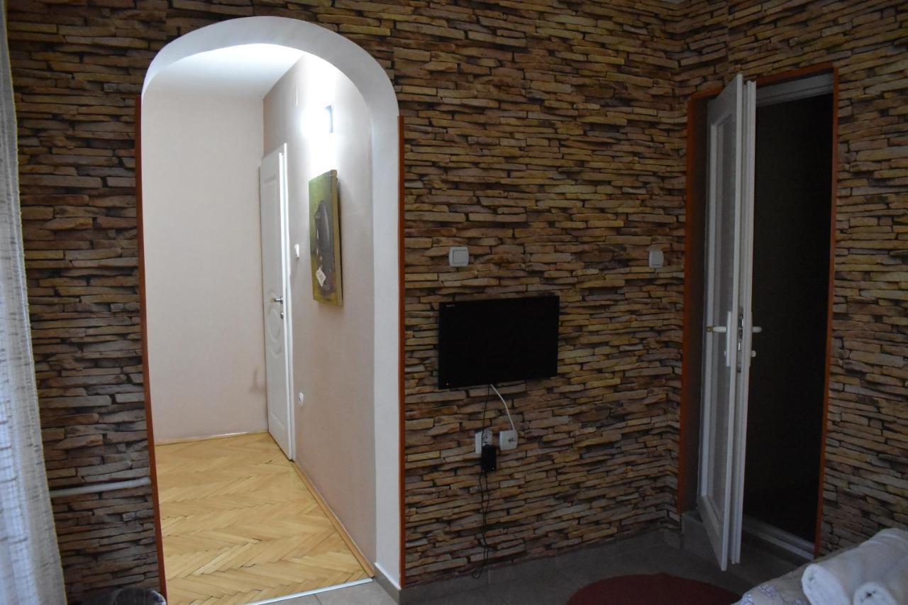 Guest House Kozle Üsküp Dış mekan fotoğraf
