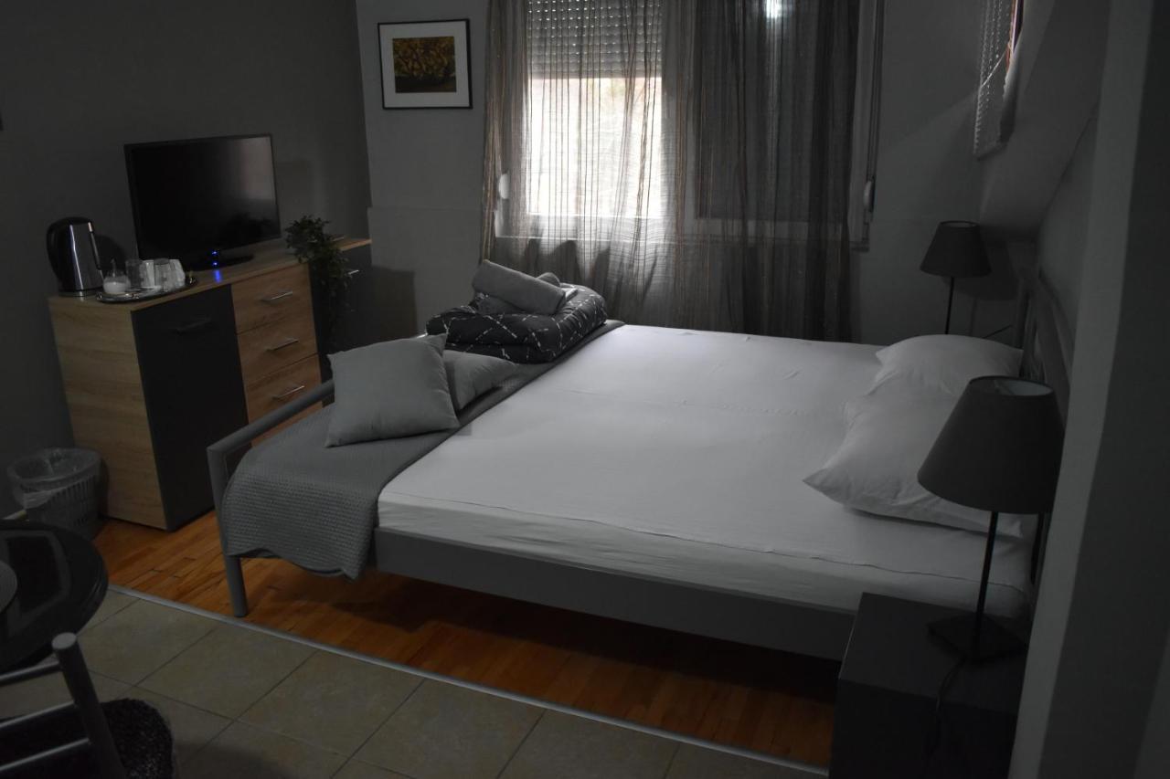 Guest House Kozle Üsküp Dış mekan fotoğraf